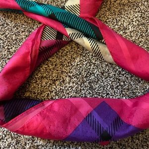 70s geometric printed scarf